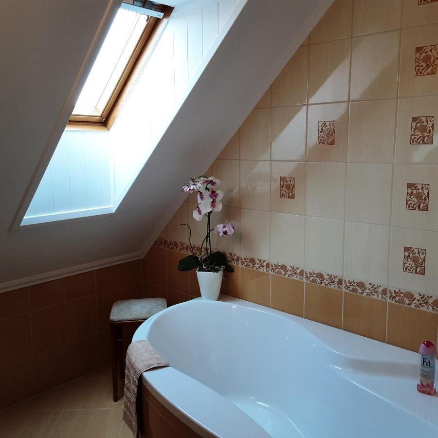 Jazmin Apartman Tihany Buitenkant foto