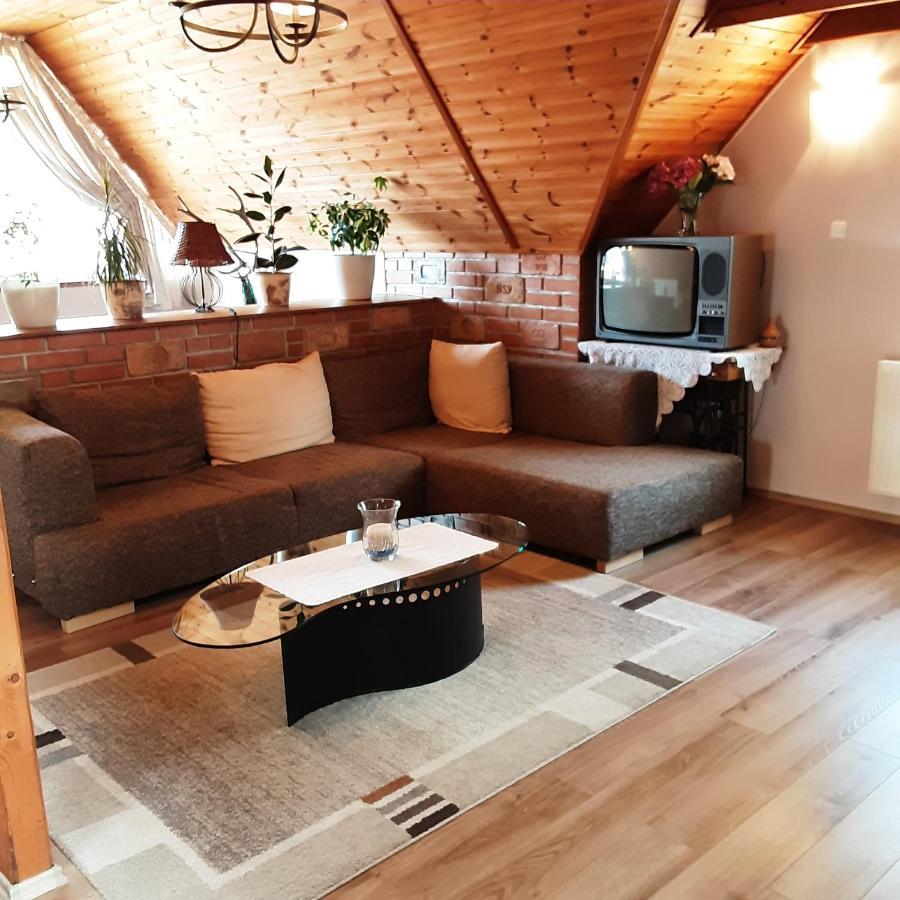 Jazmin Apartman Tihany Buitenkant foto