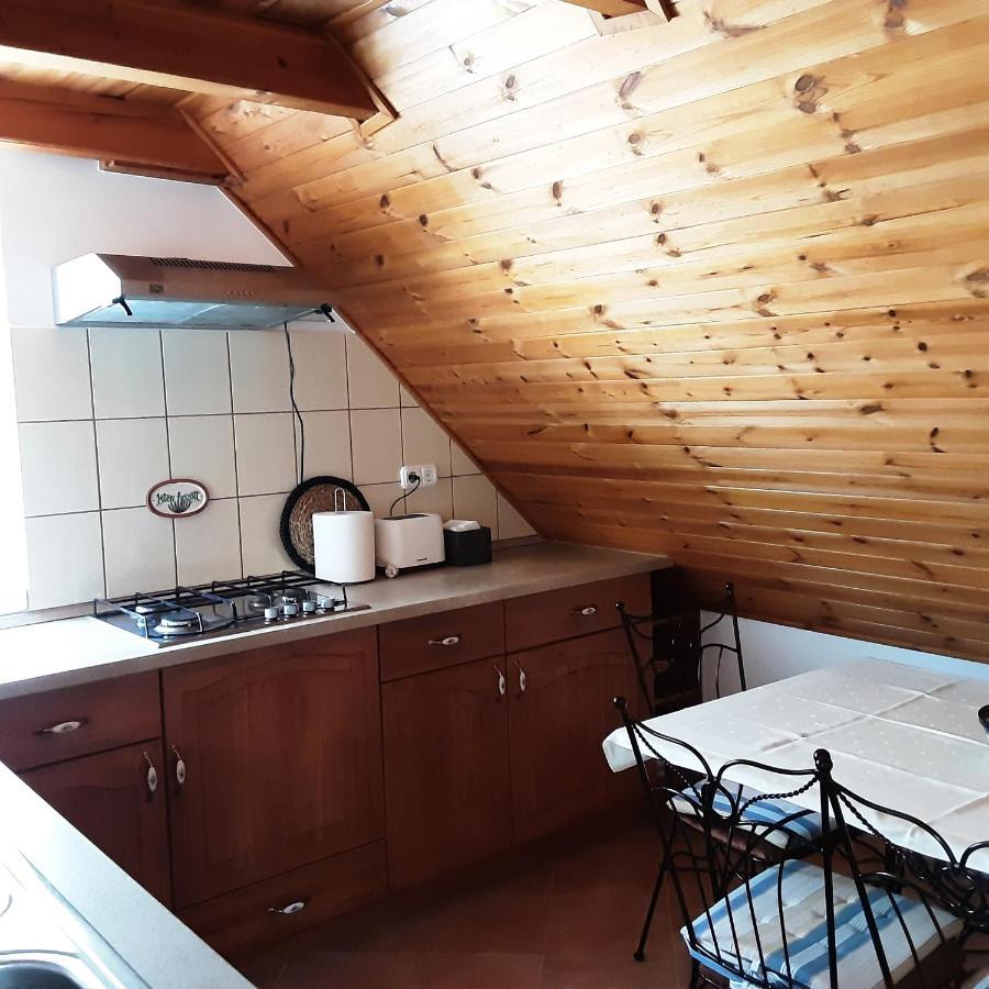 Jazmin Apartman Tihany Buitenkant foto
