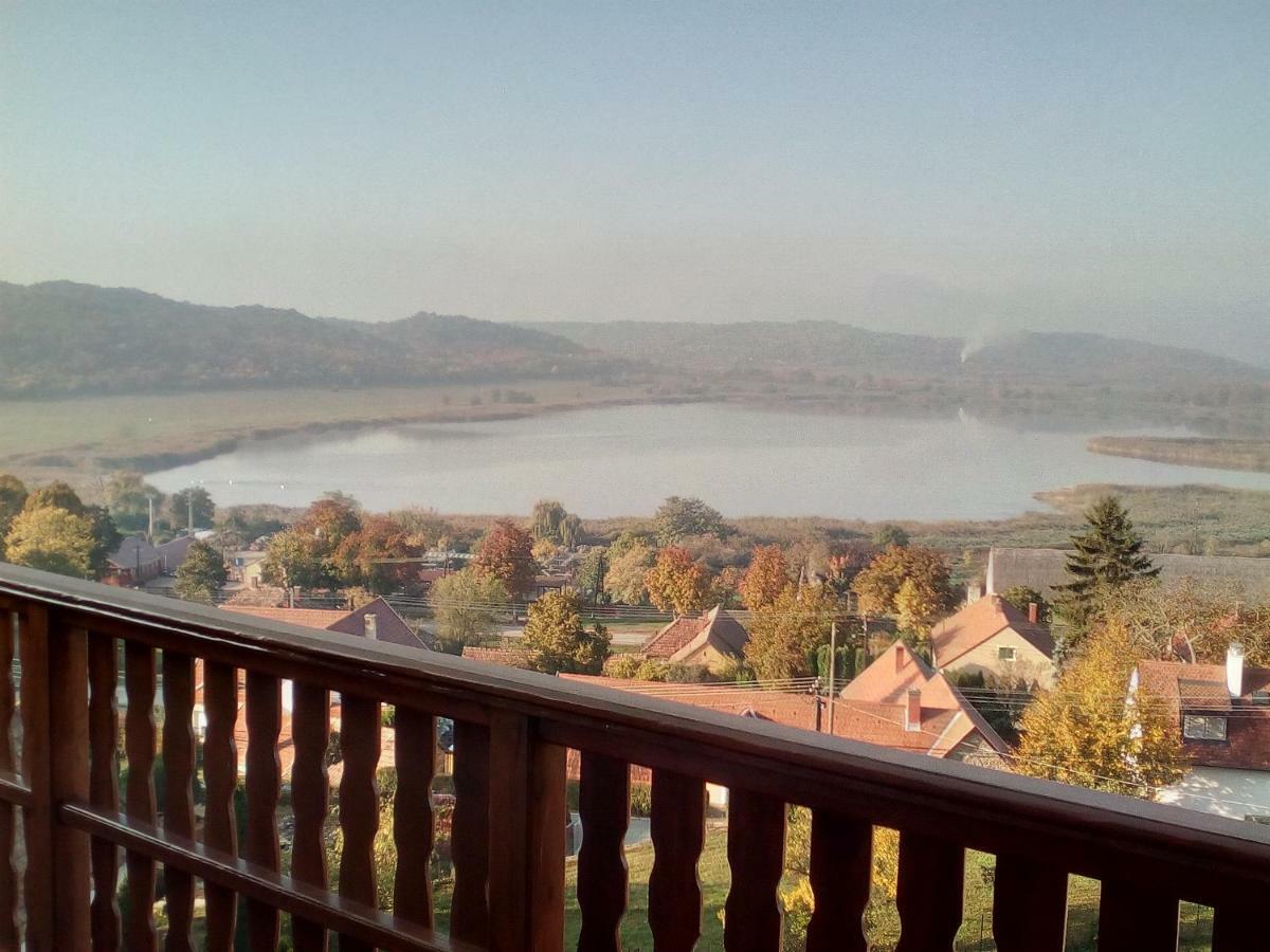 Jazmin Apartman Tihany Buitenkant foto